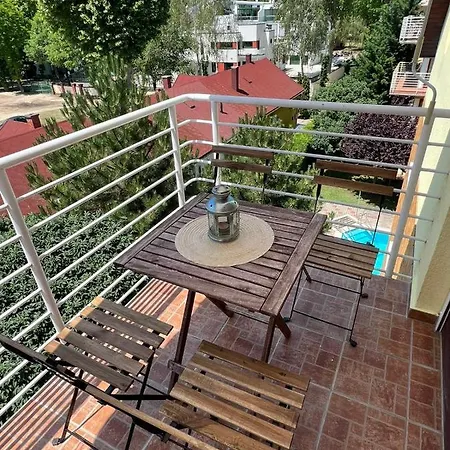 Sari Apartman Apartment *