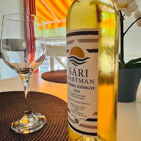 Sari Siófok